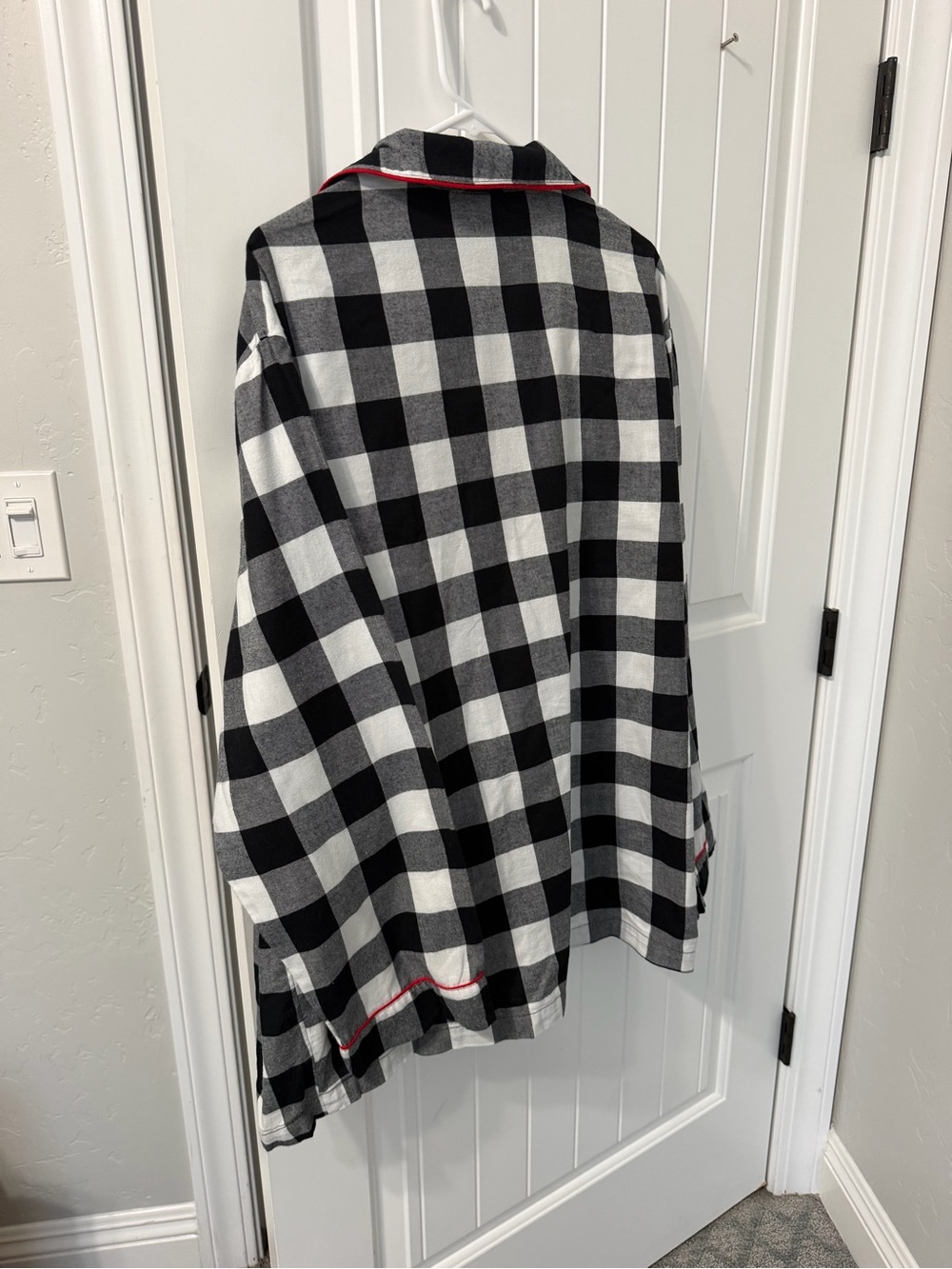 Black & White Checkered Men’s pajama set - Picture 5 of 6